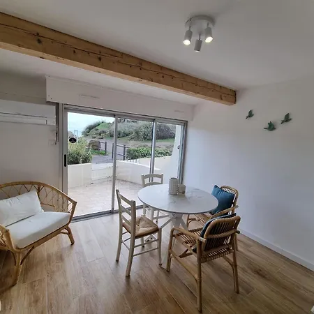 Rdc Au Bord Des Falaises Apartment